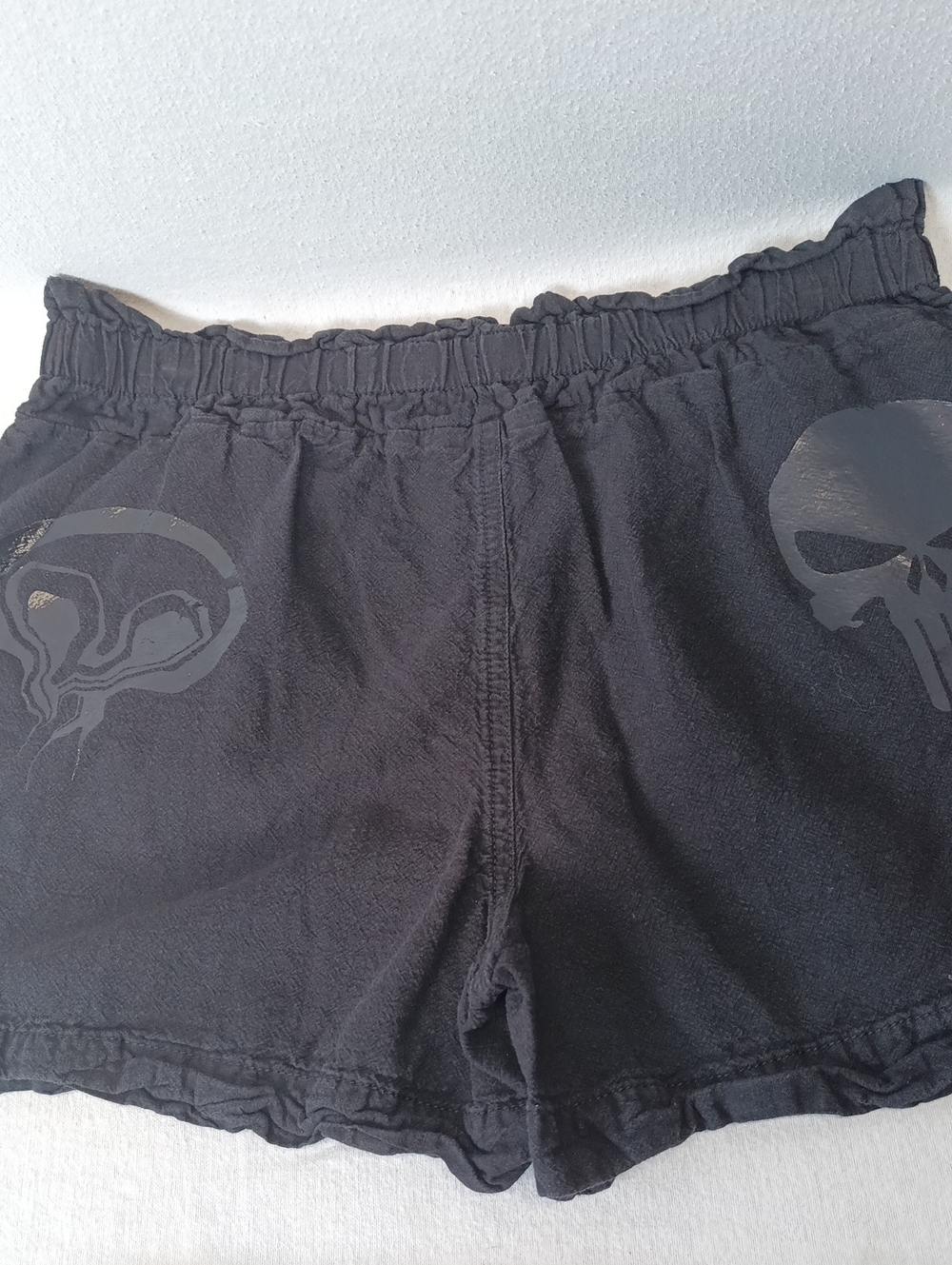 Black Women’s Casual Shorts with Skull Print
